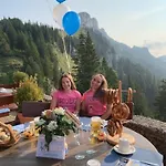 Sonnenalm Kampenwand فندق اسخو ام شيمغاو